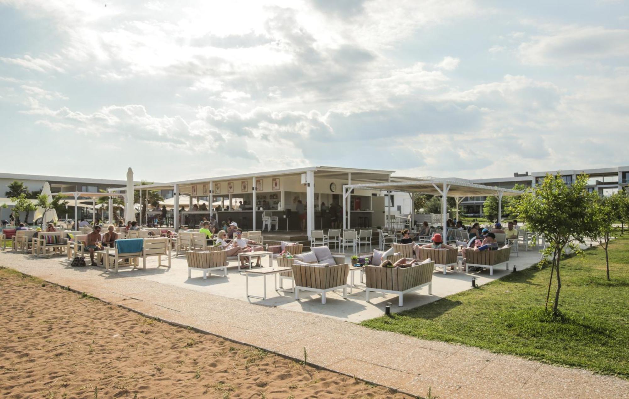Отель Neilson Messini Activity Beach Club Каламата Экстерьер фото