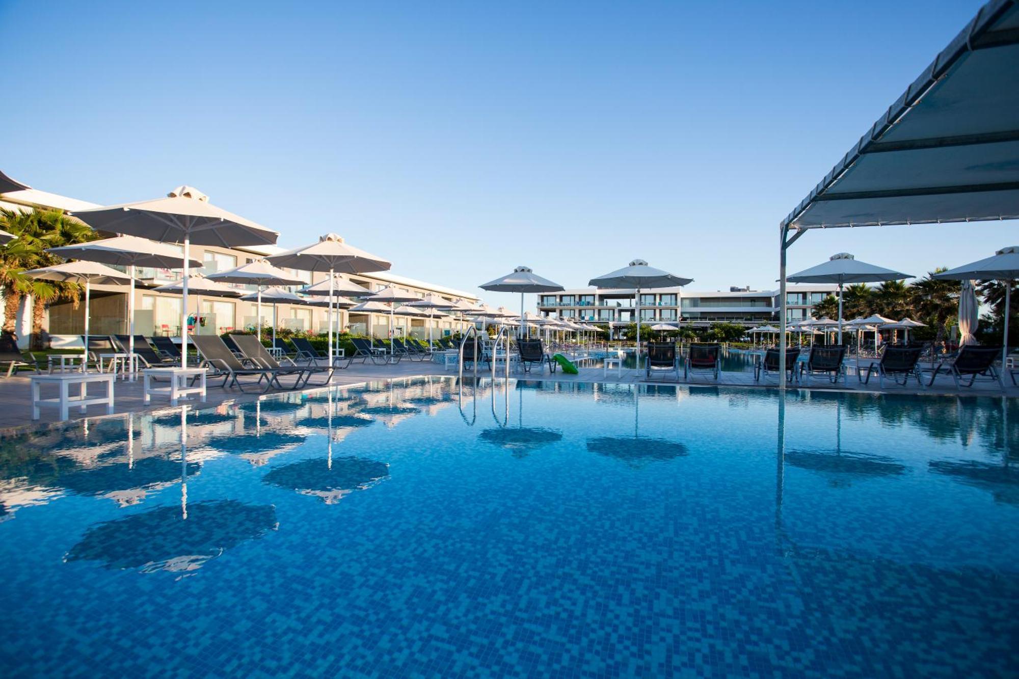 Отель Neilson Messini Activity Beach Club Каламата Экстерьер фото